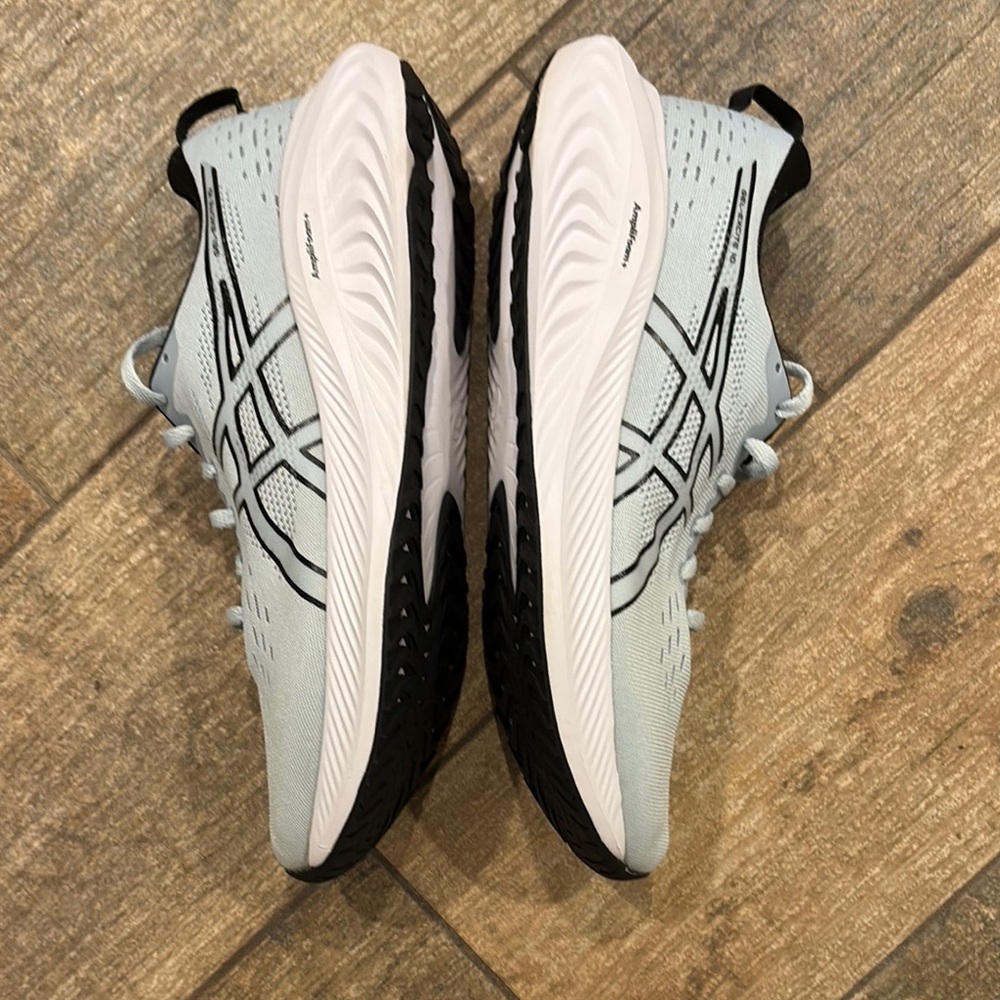 Men's ASICS Ice Blue Running Shoes - Picture 9 of 11